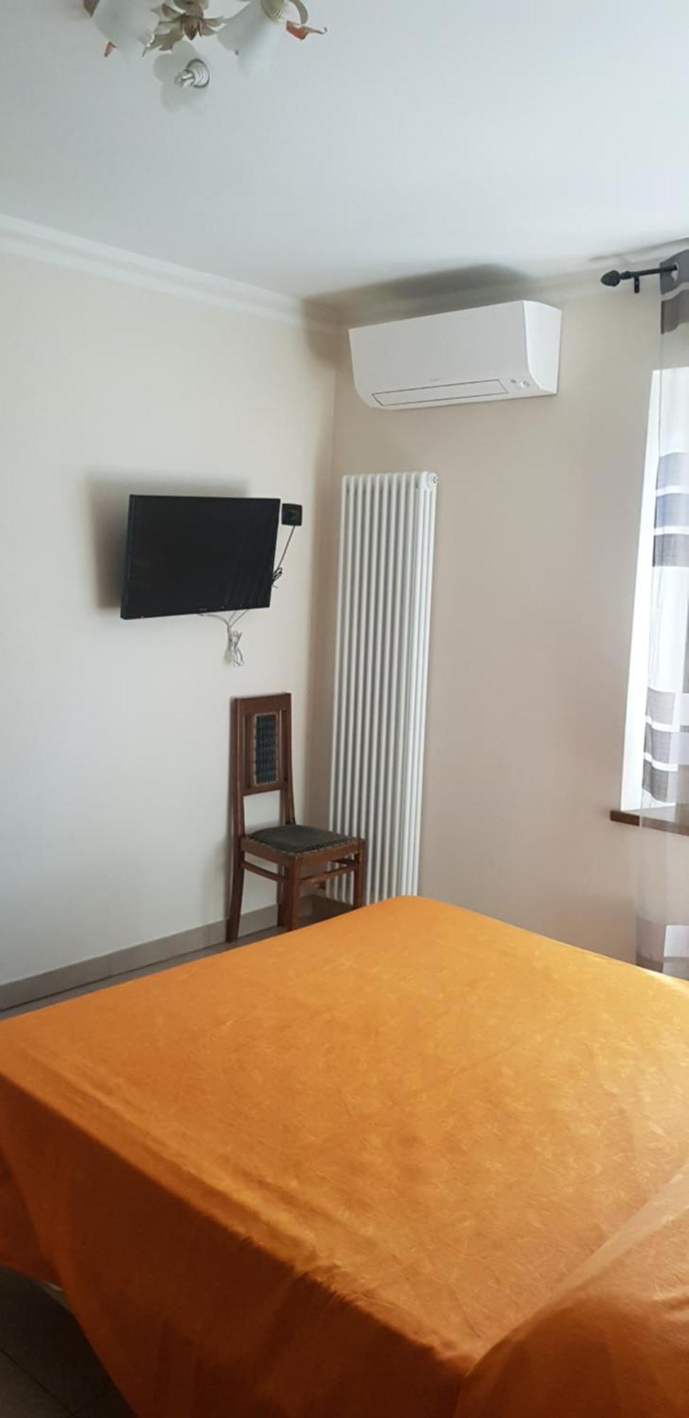 Mamma Teresa Hotel Сестола Стая снимка