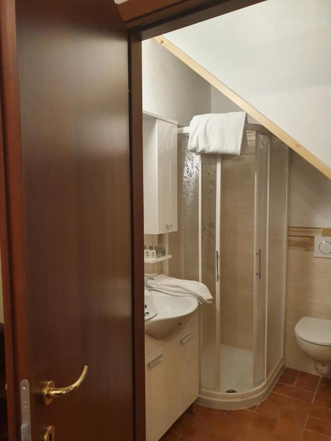 Mamma Teresa Hotel Сестола Екстериор снимка